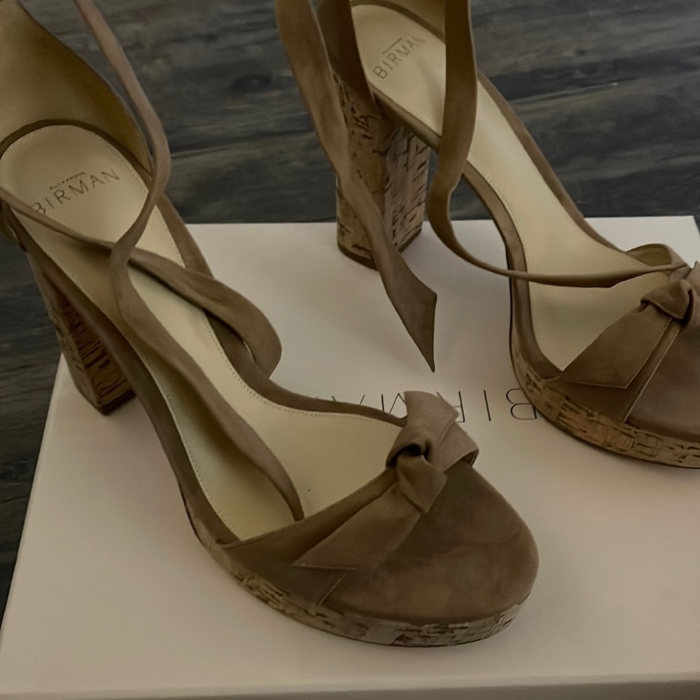 Alexandre Birman mabeleh platform sandals in light beige